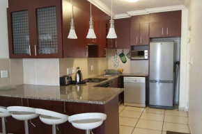 Fully equipped self-catering 6 sleeper unit